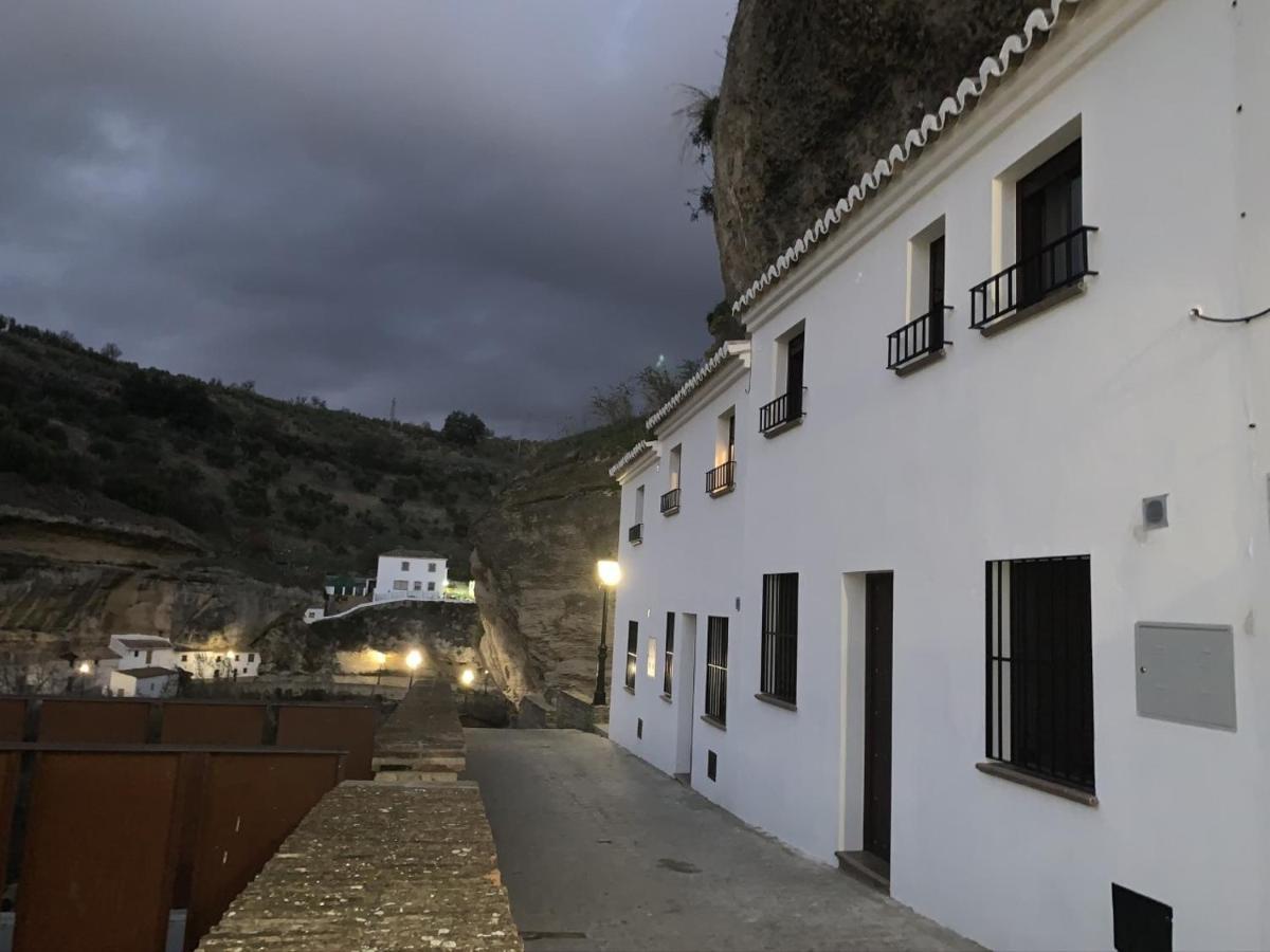 Apartamentos3Cuevas Setenil De Las Bodegas Екстер'єр фото